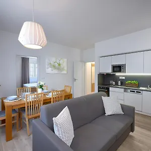 Apartament Downtown Belohorska, Praga